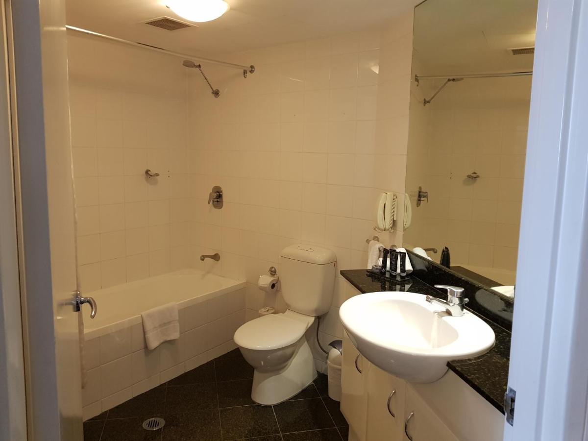 Parramatta Hotel Apartment Sydney Exterior photo
